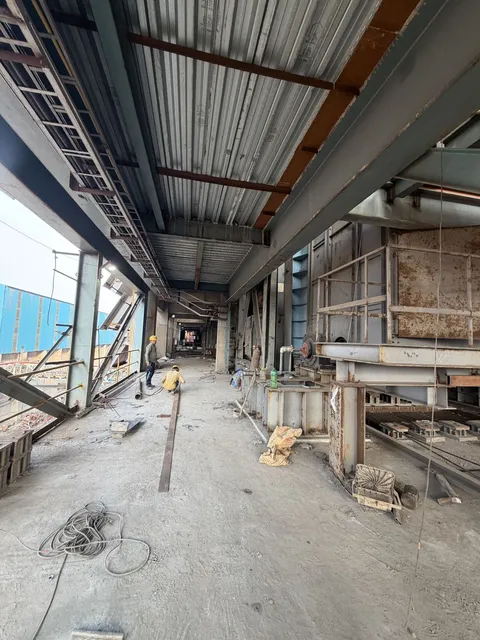 Covered plant gallery with structural steel and equipment